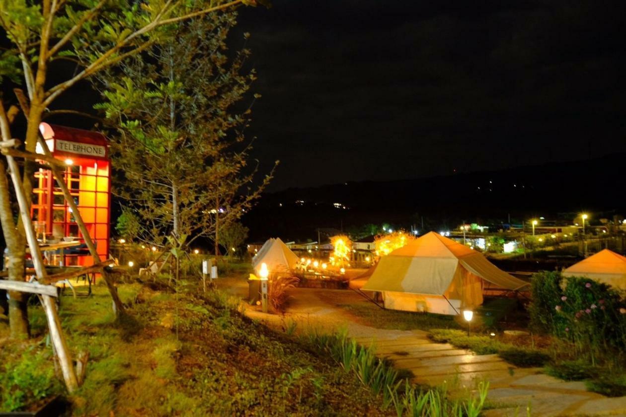 Отель Kondee Cino Cafe & Glamping Кхао-Кхо Экстерьер фото