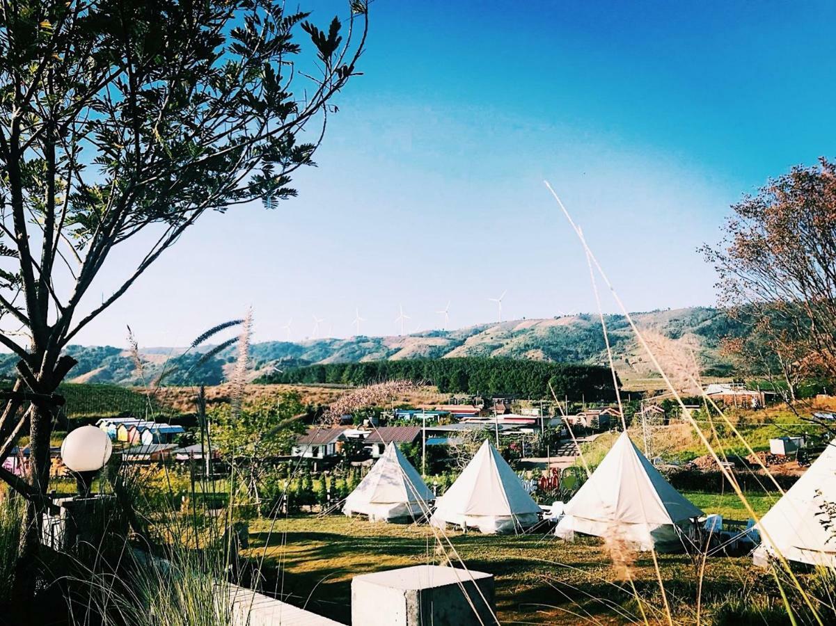 Отель Kondee Cino Cafe & Glamping Кхао-Кхо Экстерьер фото