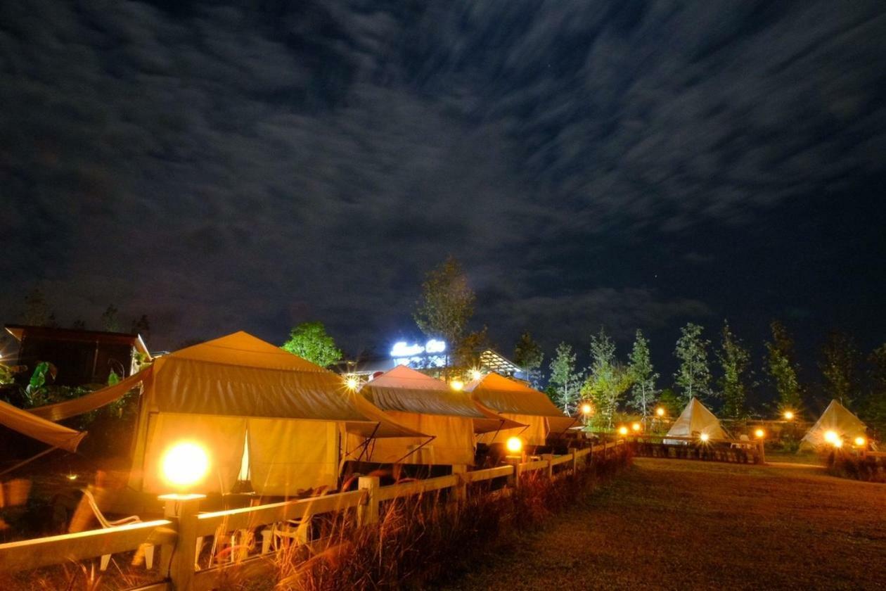 Отель Kondee Cino Cafe & Glamping Кхао-Кхо Экстерьер фото